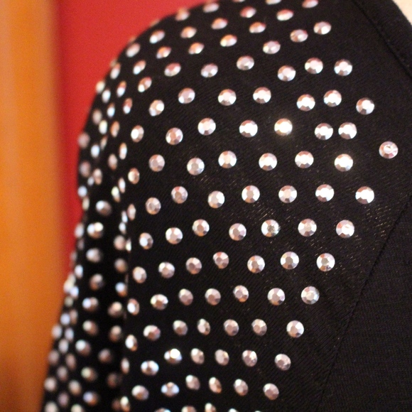INC rhinestone studs on both shoulders size med B4 - Picture 5 of 8